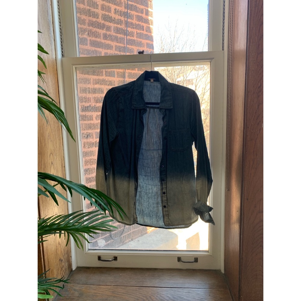 Long Sleeve Denim Color Ombré Shirt